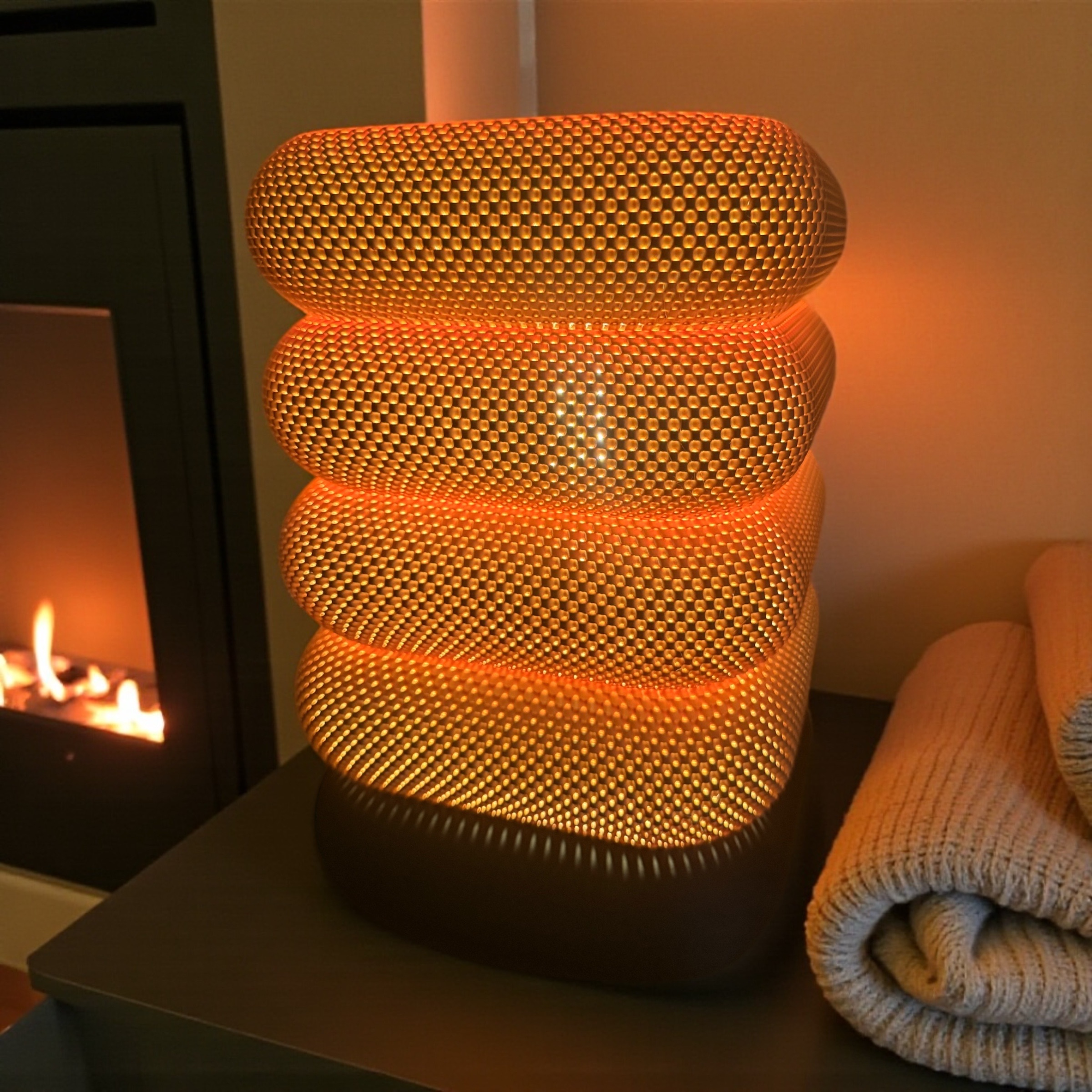 Lampe Cocon finition Wood allumée